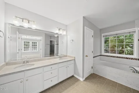 2507 Cranswick Place Apex NC 27523