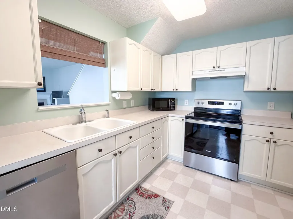 2017 Thornblade Drive Raleigh NC 27604
