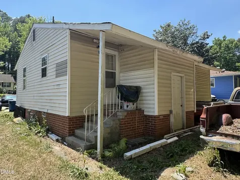 1635 Greenbriar Road Durham NC 27701
