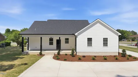 2212 M L King Jr Parkway SE Wilson NC 27893