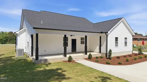 2212 M L King Jr Parkway SE Wilson NC 27893
