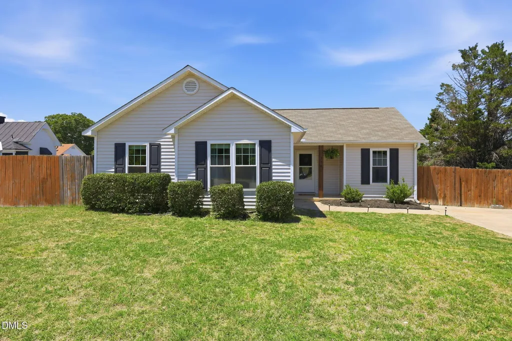 114 S Wynbrooke Lane Selma NC 27576