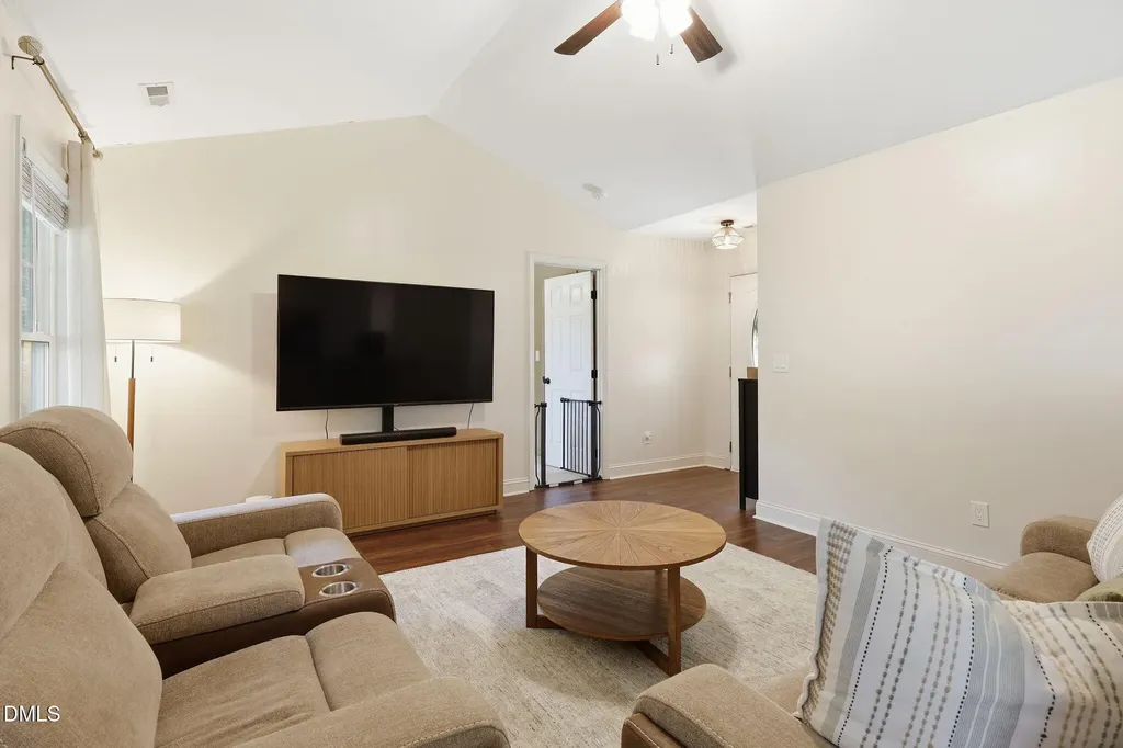 114 S Wynbrooke Lane Selma NC 27576