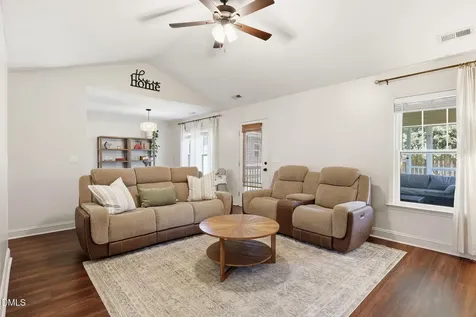 114 S Wynbrooke Lane Selma NC 27576