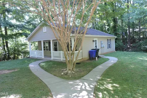 401 Cleveland Street Mebane NC 27302