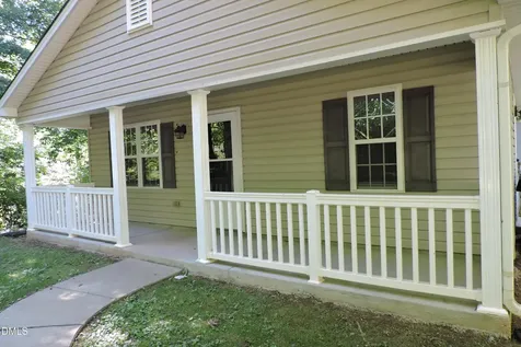 401 Cleveland Street Mebane NC 27302