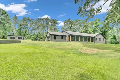 208 Reynolds Drive Fuquay Varina NC 27526
