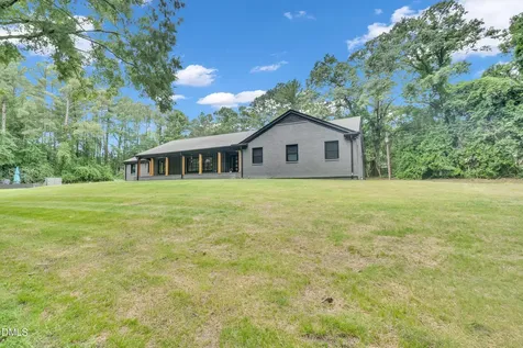 208 Reynolds Drive Fuquay Varina NC 27526