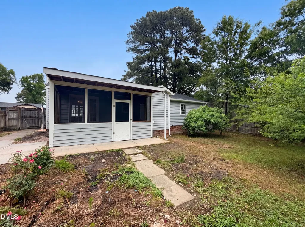 3728 Dusty Lane Raleigh NC 27604
