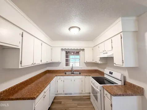 3728 Dusty Lane Raleigh NC 27604