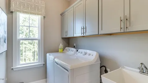 112 Ocean Mist Lane Holly Springs NC 27540