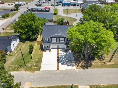 40 N Carrie Street Coats NC 27521