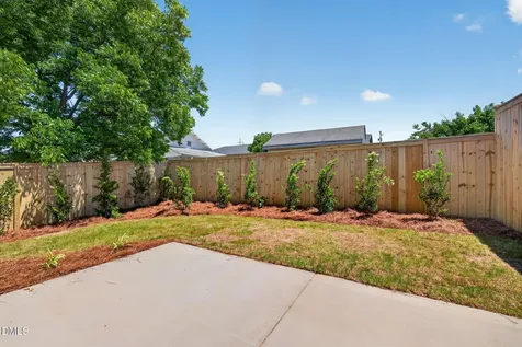 44 N Carrie Street Coats NC 27521