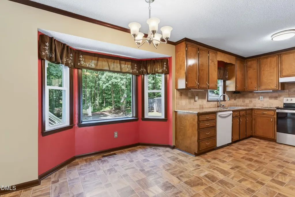 2028 Canterbury Road Clayton NC 27520