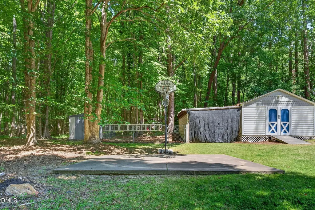 2028 Canterbury Road Clayton NC 27520