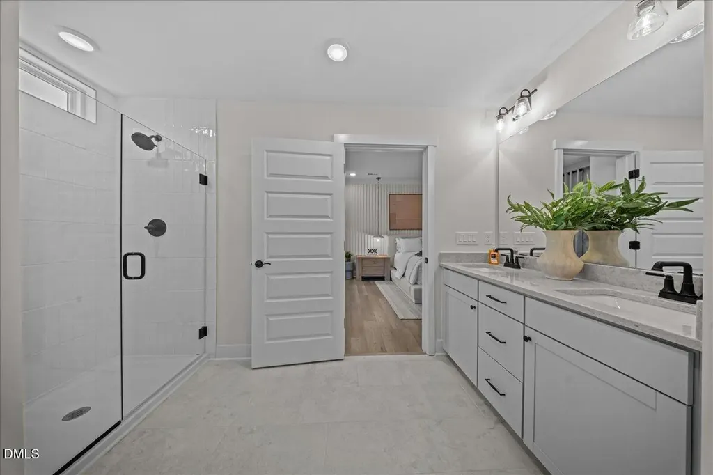 10913 Bayflower Way Raleigh NC 27617