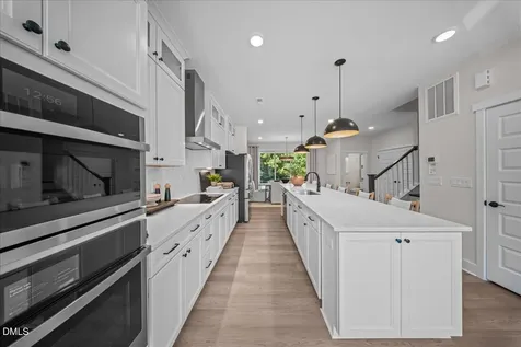 10913 Bayflower Way Raleigh NC 27617