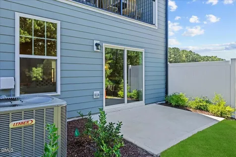 10913 Bayflower Way Raleigh NC 27617