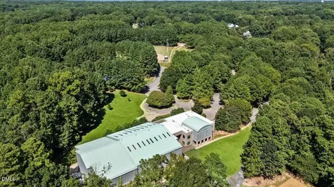 10913 Bayflower Way Raleigh NC 27617