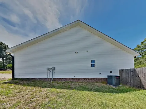 89 D L Phillips Lane Broadway NC 27505