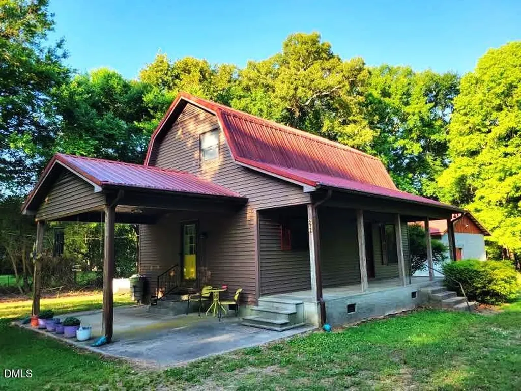 217 Underwood Road Siler City NC 27344
