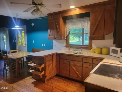 217 Underwood Road Siler City NC 27344