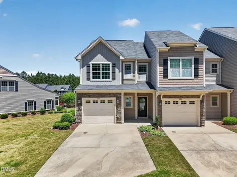 226 Beaconwood Lane Holly Springs NC 27540