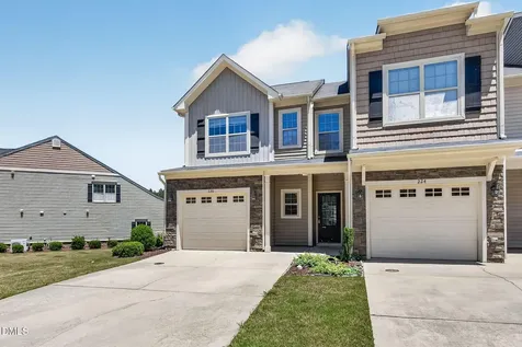 226 Beaconwood Lane Holly Springs NC 27540