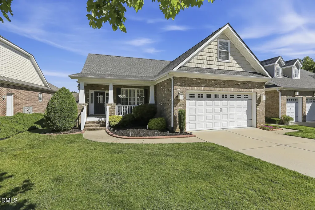 813 Canyoncreek Lane Fuquay Varina NC 27526