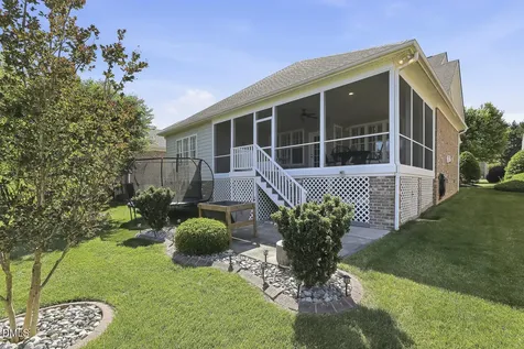 813 Canyoncreek Lane Fuquay Varina NC 27526