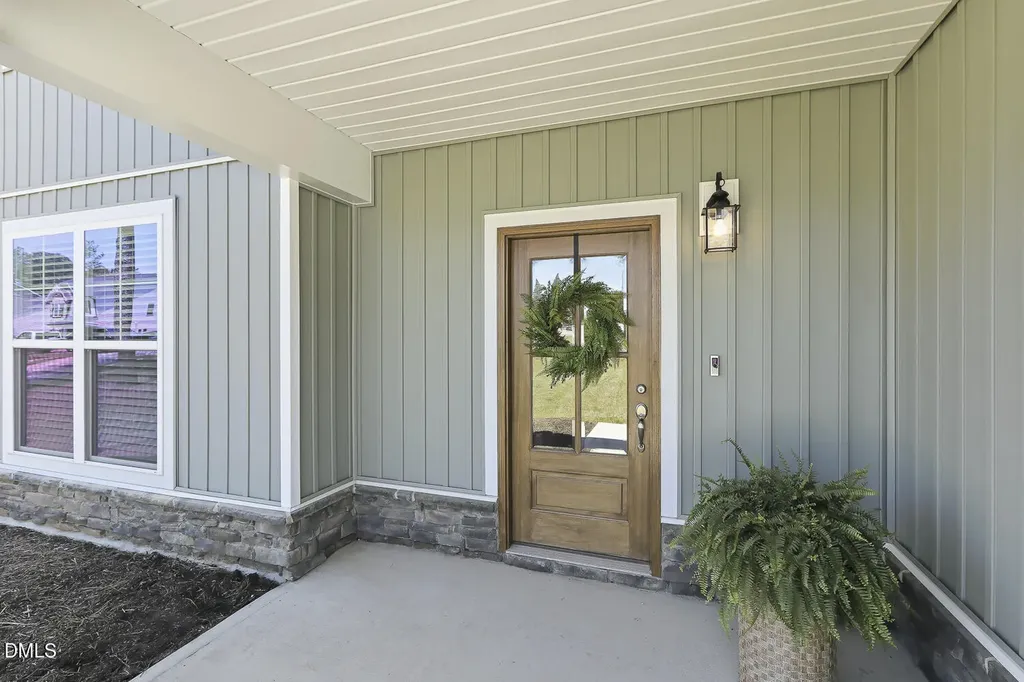13 W Currituck Circle Garner NC 27529