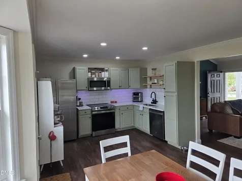 105 Jj Drive Benson NC 27504