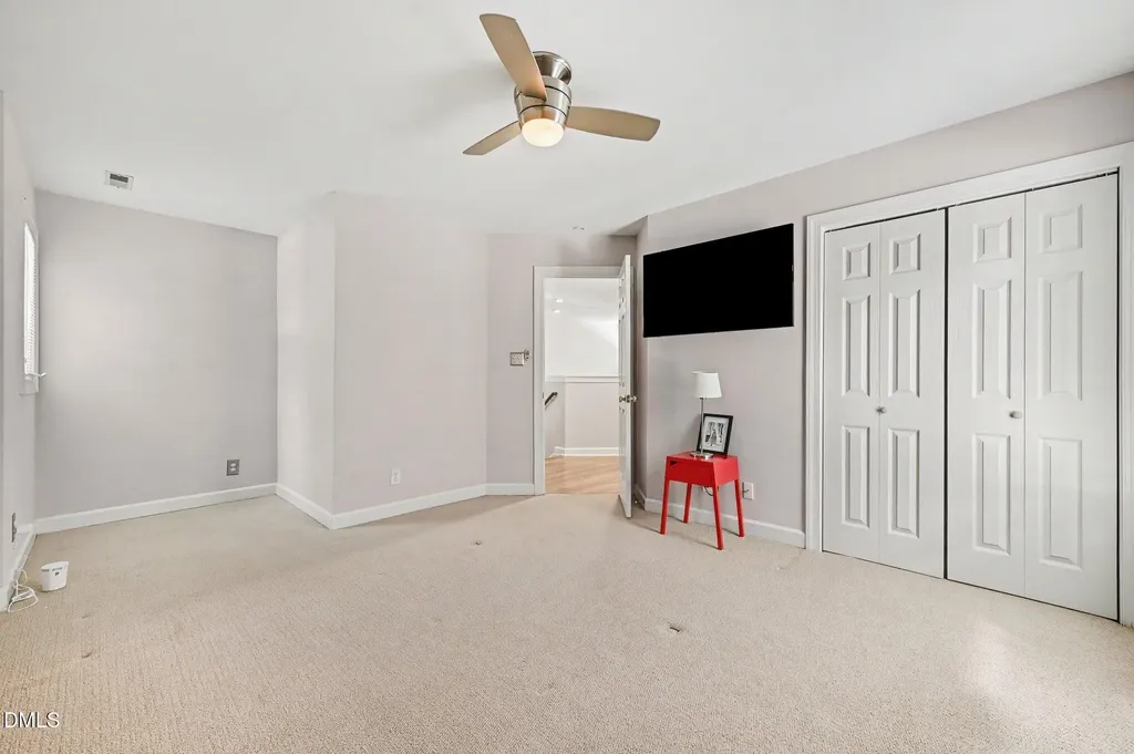 9 Tottenham Lane Chapel Hill NC 27517
