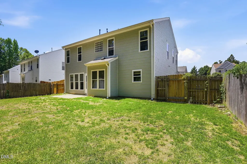 212 N Honey Springs Avenue Fuquay Varina NC 27526