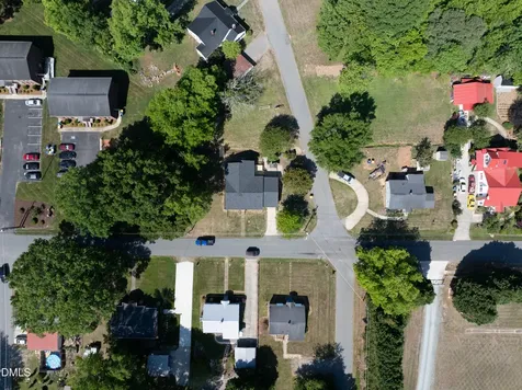 502 S 6th Avenue Siler City NC 27344