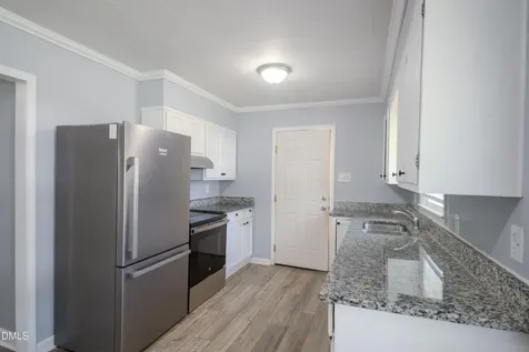 502 S 6th Avenue Siler City NC 27344