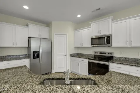 783 Heartpine Drive Mebane NC 27302