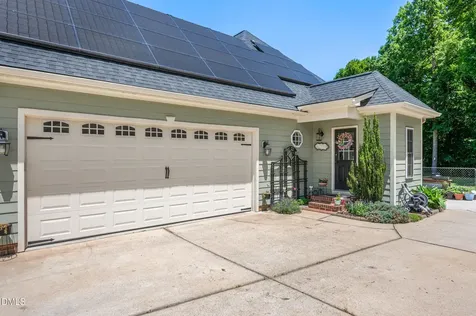 428 Broadmoor Way Clayton NC 27520