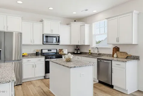 795 Heartpine Drive Mebane NC 27302