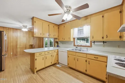 609 Canterbury Road Sanford NC 27330