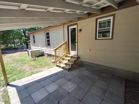 935 Maynard Road Godwin NC 28344