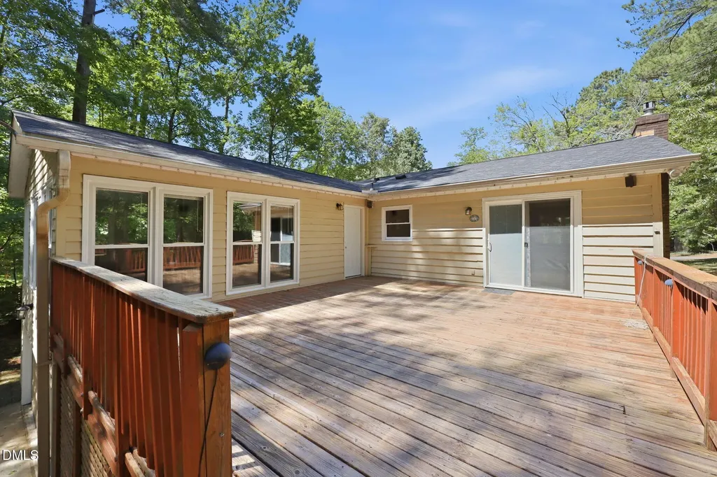7904 Whitley Drive Raleigh NC 27613