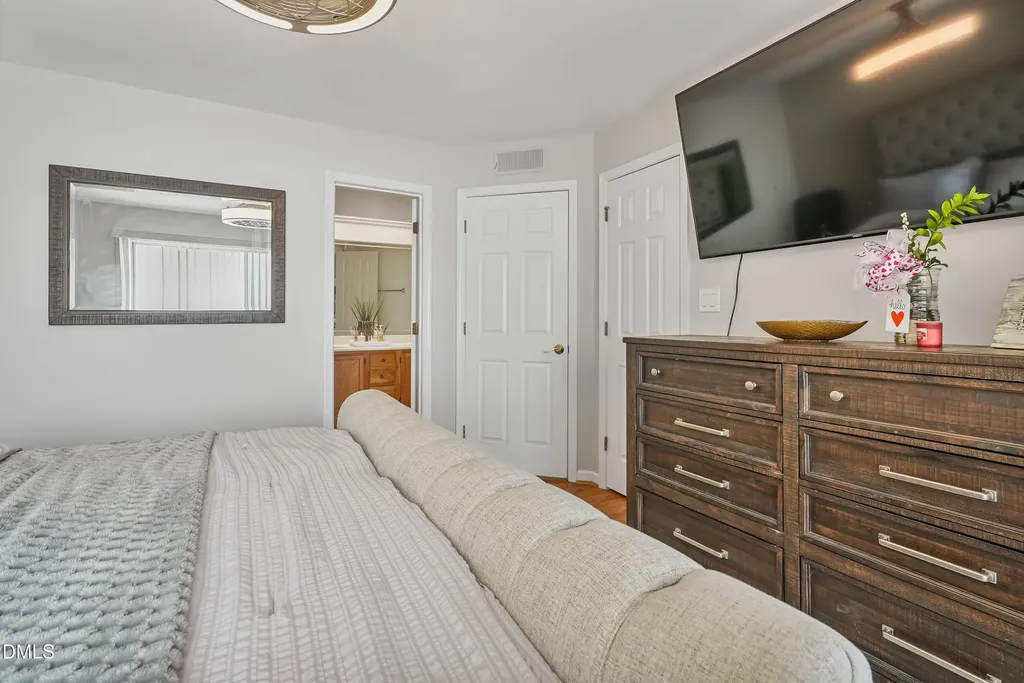 2032 Willow Hill Lane Clayton NC 27520