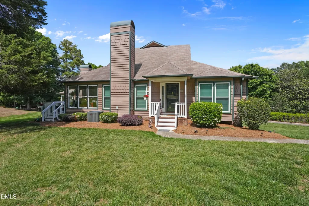 2032 Willow Hill Lane Clayton NC 27520