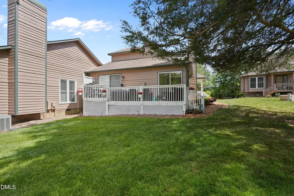 2032 Willow Hill Lane Clayton NC 27520