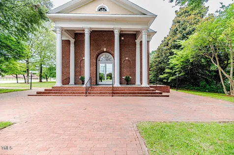 211 S Main Street Broadway NC 27505