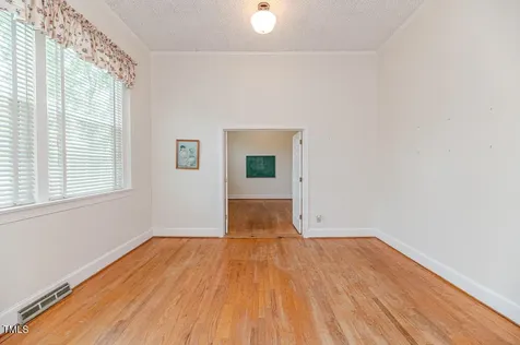211 S Main Street Broadway NC 27505