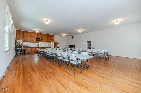 211 S Main Street Broadway NC 27505