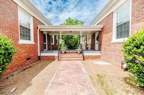 211 S Main Street Broadway NC 27505