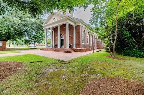 211 S Main Street Broadway NC 27505